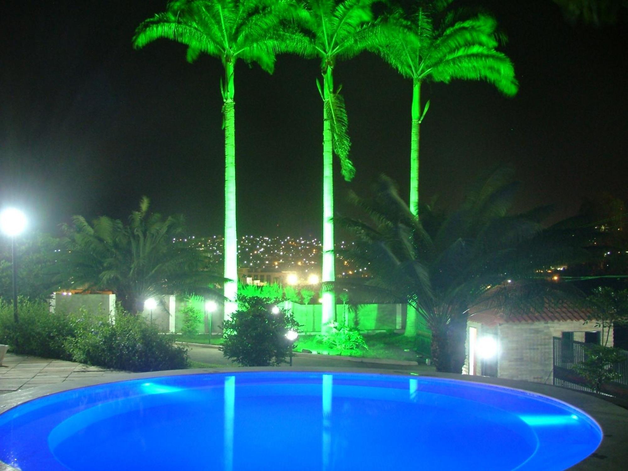Hotel Tres Palmeiras Gravatá Buitenkant foto